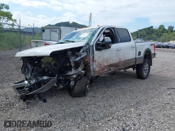 ✅ 2019 Ford F-250 XL • VIN: 1FT7W2B66KED62074 • Lot: 43092018. Listed on IAAI with 103,280 mi. Free auction sales archive from the USA and detailed vehicle history report at DreamBid. Image 16.