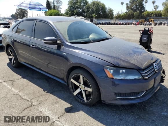 ✅ 2014 Volkswagen Passat S • VIN: 1VWAP7A31EC016261 • Lot: 56760275. Listed on Copart with 169,122 mi. Free auction sales archive from the USA and detailed vehicle history report at DreamBid. Image 4.