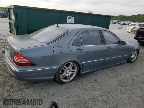 ✅ 2006 Mercedes-Benz S 500 • VIN: WDBNG75J06A462457 • Lot: 53115985. Wystawiony na Copart z przebiegiem Nie podano. Bezpłatny archiwum sprzedaży aukcyjnych z USA i szczegółowy raport historii pojazdu na DreamBid. Zdjęcie 3.