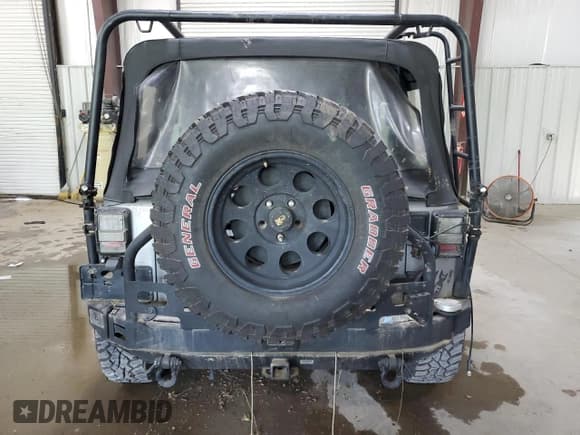 ✅ 2016 Jeep Wrangler Unlimited Freedom • VIN: 1C4BJWDG7GL283666 • Lot: 62457515. Wystawiony na Copart z przebiegiem 95 131 mil. Bezpłatny archiwum sprzedaży aukcyjnych z USA i szczegółowy raport historii pojazdu na DreamBid. Zdjęcie 6.