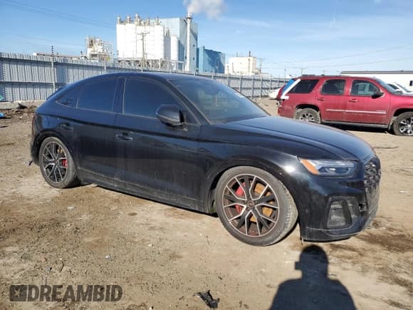 ✅ 2023 Audi SQ5 Sportback Prestige • VIN: WA134AFYXP2022021 • Lot: 42684385. Wystawiony na Copart z przebiegiem Nie podano. Bezpłatny archiwum sprzedaży aukcyjnych z USA i szczegółowy raport historii pojazdu na DreamBid. Zdjęcie 4.