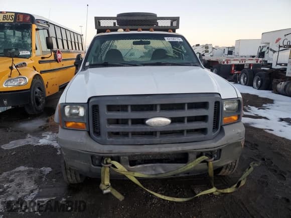 ✅ 2005 Ford F-450 • VIN: 1FDXF46P65ED12547 • Lot: 43158715. Listed on Copart with 230,920 mi. Free auction sales archive from the USA and detailed vehicle history report at DreamBid. Image 5.