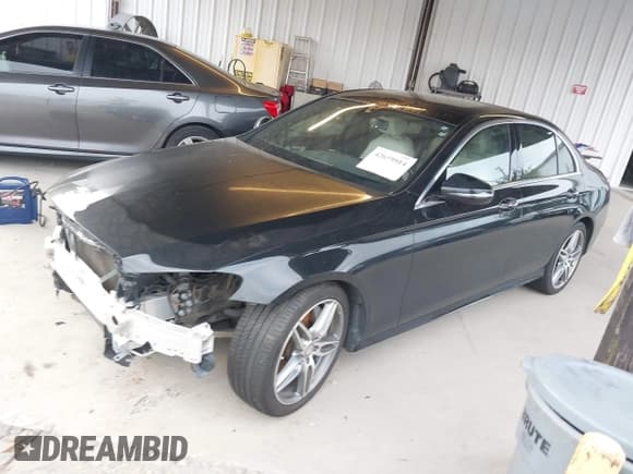 ✅ 2017 Mercedes-Benz E 300 Luxury • VIN: WDDZF4JB4HA219889 • Lot: 42659914. Listed on IAAI with 132,536 mi. Free auction sales archive from the USA and detailed vehicle history report at DreamBid. Image 2.