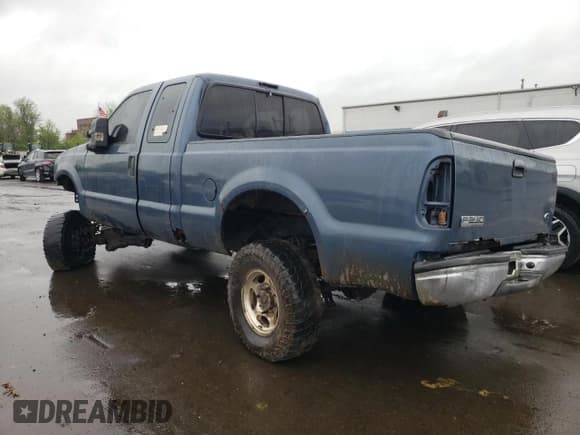 ✅ 2006 Ford F-250 XL • VIN: 1FTSX21506ED37614 • Lot: 55734785. Listed on Copart with Not provided. Free auction sales archive from the USA and detailed vehicle history report at DreamBid. Image 2.