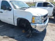 ✅ 2012 Chevrolet Silverado 2500HD Work Truck • VIN: 1GB0CVCG0CF157255 • Lot: 42449760. Wystawiony na IAAI z przebiegiem 108 103 mil. Bezpłatny archiwum sprzedaży aukcyjnych z USA i szczegółowy raport historii pojazdu na DreamBid. Zdjęcie 6.