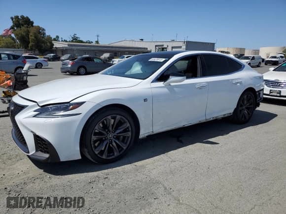 ✅ 2018 Lexus LS 500 • VIN: JTHC51FF4J5002207 • Лот: 60428915. Опубликован ранее на Copart с пробегом 59 049 миль. Бесплатный доступ к архиву аукционных продаж из США и подробный отчёт об истории автомобиля на DreamBid. Изображение 1.