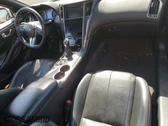 ✅ 2018 Infiniti Q60 Red Sport 400 • VIN: JN1FV7EL4JM631175 • Lot: 54828705. Wystawiony na Copart z przebiegiem 55 084 mil. Bezpłatny archiwum sprzedaży aukcyjnych z USA i szczegółowy raport historii pojazdu na DreamBid. Zdjęcie 8.