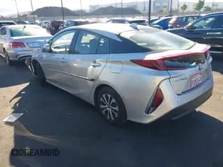 ✅ 2021 Toyota Prius Limited • VIN: JTDKAMFP0M3167755 • Лот: 43448194. Опубликован ранее на IAAI с пробегом Не указан. Бесплатный доступ к архиву аукционных продаж из США и подробный отчёт об истории автомобиля на DreamBid. Изображение 3.
