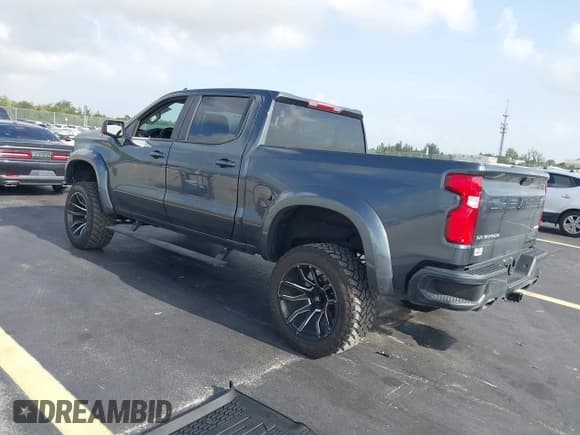 ✅ 2022 Chevrolet Silverado 1500 RST • VIN: 1GCUYEED5NZ162910 • Лот: 42826868. Опубликован ранее на IAAI с пробегом 93 647 миль. Бесплатный доступ к архиву аукционных продаж из США и подробный отчёт об истории автомобиля на DreamBid. Изображение 3.