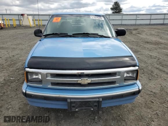 ✅ 1996 Chevrolet S-10 LS • VIN: 1GCCS19X5T8216266 • Лот: 51624595. Опубликован ранее на Copart с пробегом 185 714 миль. Бесплатный доступ к архиву аукционных продаж из США и подробный отчёт об истории автомобиля на DreamBid. Изображение 5.