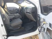 ✅ 2020 Ford F-250 XL • VIN: 1FT7X2B65LED06531 • Lot: 42731563. Wystawiony na IAAI z przebiegiem 33 613 mil. Bezpłatny archiwum sprzedaży aukcyjnych z USA i szczegółowy raport historii pojazdu na DreamBid. Zdjęcie 5.