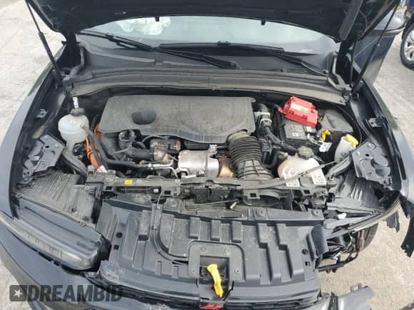 2024 Dodge Hornet R/T z VIN ZACPDFCW5R3A32513, wystawiony jako Copart lot #58426005 z przebiegiem 26 849 mil mil oraz Szkoda całkowita • Salvage title. Historia ofert i sprzedaży dostępna na DreamBid. Obrazek 12.