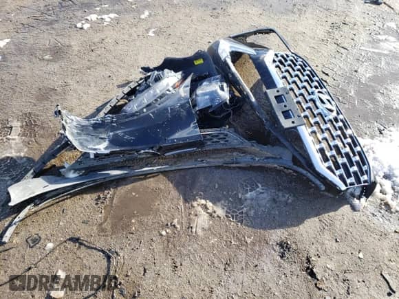 2022 Hyundai Santa Fe SEL z VIN 5NMS2DAJ2NH420948, wystawiony jako Copart lot #38102053 z przebiegiem 10 544 mil mil oraz . Historia ofert i sprzedaży dostępna na DreamBid. Obrazek 14.