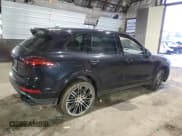✅ 2016 Porsche Cayenne Turbo • VIN: WP1AC2A2XGLA86089 • Lot: 88447515. Wystawiony na Copart z przebiegiem Nie podano. Bezpłatny archiwum sprzedaży aukcyjnych z USA i szczegółowy raport historii pojazdu na DreamBid. Zdjęcie 3.