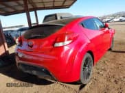 ✅ 2013 Hyundai Veloster w/Black Int • VIN: KMHTC6AD0DU156817 • Lot: 41322987. Wystawiony na IAAI z przebiegiem 174 873 mil. Bezpłatny archiwum sprzedaży aukcyjnych z USA i szczegółowy raport historii pojazdu na DreamBid. Zdjęcie 4.