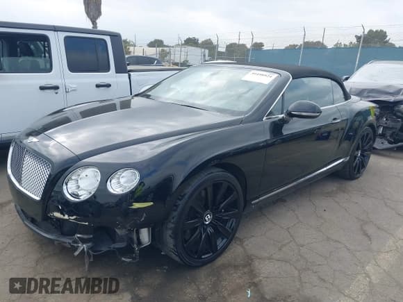 ✅ 2013 Bentley Continental GT • VIN: SCBGR3ZAXDC080271 • Lot: 39498924. Listed on IAAI with 39,873 mi. Free auction sales archive from the USA and detailed vehicle history report at DreamBid. Image 2.