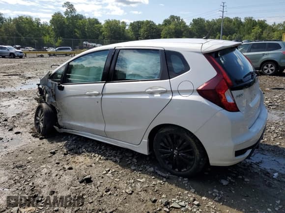 ✅ 2020 Honda Fit Sport • VIN: 3HGGK5H63LM709264 • Lot: 63314953. Listed on Copart with 34,600 mi. Free auction sales archive from the USA and detailed vehicle history report at DreamBid. Image 2.