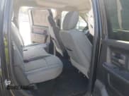 ✅ 2013 Ram 2500 Tradesman • VIN: 3C6TR5CT5DG614833 • Lot: 43677134. Wystawiony na IAAI z przebiegiem 213 196 mil. Bezpłatny archiwum sprzedaży aukcyjnych z USA i szczegółowy raport historii pojazdu na DreamBid. Zdjęcie 8.