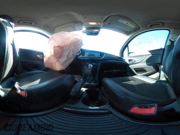 ✅ 2020 Buick Encore Preferred • VIN: KL4CJASB1LB003894 • Lot: 42603906. Wystawiony na IAAI z przebiegiem 32 680 mil. Bezpłatny archiwum sprzedaży aukcyjnych z USA i szczegółowy raport historii pojazdu na DreamBid. Zdjęcie 20.