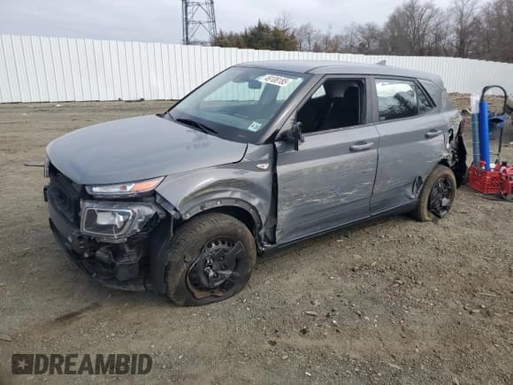 ✅ 2020 Hyundai Venue SE • VIN: KMHRB8A39LU040496 • Lot: 49108185. Listed on Copart with 56,753 mi. Free auction sales archive from the USA and detailed vehicle history report at DreamBid. Image 1.