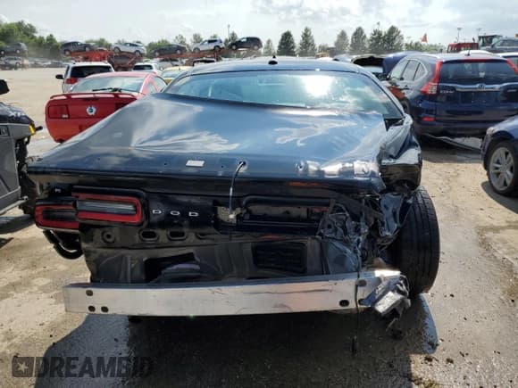 ✅ 2019 Dodge Challenger SXT • VIN: 2C3CDZAGXKH669266 • Lot: 62405754. Wystawiony na Copart z przebiegiem 64 669 mil. Bezpłatny archiwum sprzedaży aukcyjnych z USA i szczegółowy raport historii pojazdu na DreamBid. Zdjęcie 6.