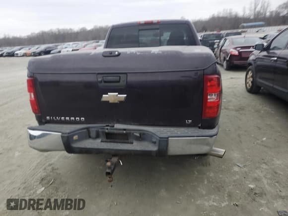 ✅ 2008 Chevrolet Silverado 1500 2LT • VIN: 2GCEC19J181266349 • Lot: 43230045. Wystawiony na Copart z przebiegiem 204 540 mil. Bezpłatny archiwum sprzedaży aukcyjnych z USA i szczegółowy raport historii pojazdu na DreamBid. Zdjęcie 6.