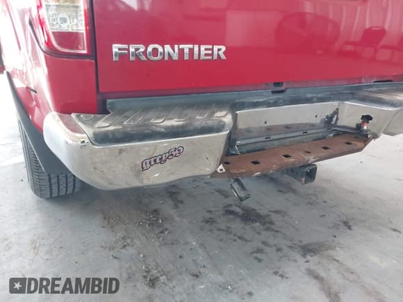 ✅ 2008 Nissan Frontier SE • VIN: 1N6AD06U18C406203 • Lot: 43712487. Listed on IAAI with 206,551 mi. Free auction sales archive from the USA and detailed vehicle history report at DreamBid. Image 6.