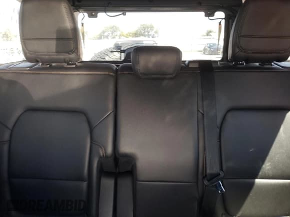 ✅ 2021 Ford Bronco • VIN: 1FMEE5DP4MLA72847 • Lot: 69575825. Wystawiony na Copart z przebiegiem 22 682 mil. Bezpłatny archiwum sprzedaży aukcyjnych z USA i szczegółowy raport historii pojazdu na DreamBid. Zdjęcie 10.