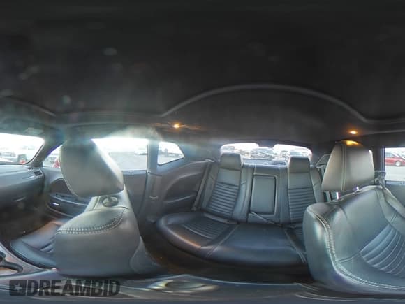 ✅ 2013 Dodge Challenger SXT Plus • VIN: 2C3CDYAG1DH540250 • Lot: 83636284. Wystawiony na Copart z przebiegiem 122 336 mil. Bezpłatny archiwum sprzedaży aukcyjnych z USA i szczegółowy raport historii pojazdu na DreamBid. Zdjęcie 13.