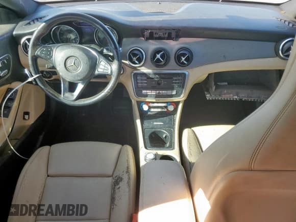 ✅ 2019 Mercedes-Benz CLA 250 • VIN: WDDSJ4EB4KN752352 • Лот: 92042745. Опубликован ранее на Copart с пробегом 110 361 миль. Бесплатный доступ к архиву аукционных продаж из США и подробный отчёт об истории автомобиля на DreamBid. Изображение 8.