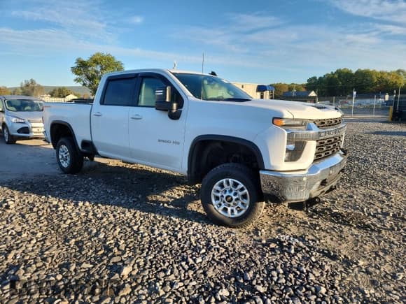 ✅ 2020 Chevrolet Silverado 2500HD LT • VIN: 1GC4YNE74LF118289 • Lot: 85563535. Listed on Copart with 119,031 mi. Free auction sales archive from the USA and detailed vehicle history report at DreamBid. Image 4.