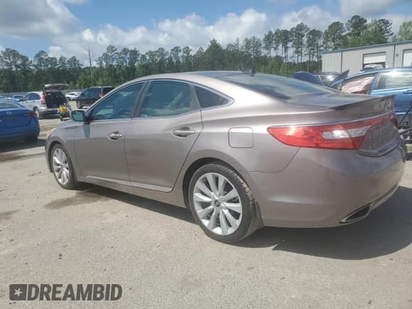 ✅ 2012 Hyundai Azera • VIN: KMHFH4JG3CA143735 • Лот: 52442055. Опубликован ранее на Copart с пробегом 108 708 миль. Бесплатный доступ к архиву аукционных продаж из США и подробный отчёт об истории автомобиля на DreamBid. Изображение 2.