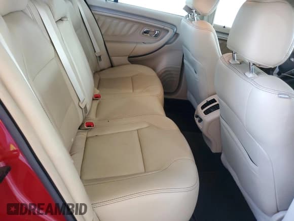 ✅ 2014 Ford Taurus SEL • VIN: 1FAHP2H80EG142079 • Лот: 70718465. Опубликован ранее на Copart с пробегом 90 065 миль. Бесплатный доступ к архиву аукционных продаж из США и подробный отчёт об истории автомобиля на DreamBid. Изображение 10.