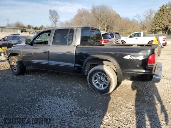✅ 2001 Dodge Dakota Sport • VIN: 1B7HL2ANX1S325003 • Lot: 83257074. Wystawiony na Copart z przebiegiem 234 873 mil. Bezpłatny archiwum sprzedaży aukcyjnych z USA i szczegółowy raport historii pojazdu na DreamBid. Zdjęcie 2.