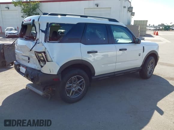✅ 2025 Ford Bronco Sport Big Bend • VIN: 3FMCR9BN9SRE04350 • Lot: 43130594. Listed on IAAI with 7,013 mi. Free auction sales archive from the USA and detailed vehicle history report at DreamBid. Image 4.