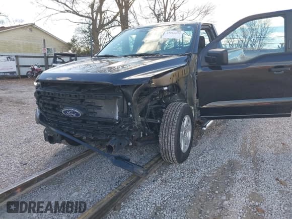 ✅ 2023 Ford F-150 XL • VIN: 1FTMF1C58PKF26310 • Лот: 43816652. Опубликован ранее на IAAI с пробегом 5 941 миль. Бесплатный доступ к архиву аукционных продаж из США и подробный отчёт об истории автомобиля на DreamBid. Изображение 6.