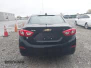 ✅ 2018 Chevrolet Cruze LT • VIN: 1G1BE5SM8J7234587 • Lot: 43569915. Wystawiony na IAAI z przebiegiem 72 947 mil. Bezpłatny archiwum sprzedaży aukcyjnych z USA i szczegółowy raport historii pojazdu na DreamBid. Zdjęcie 16.
