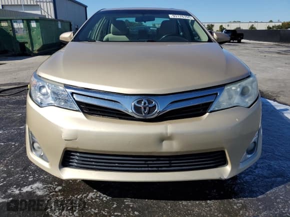 ✅ 2012 Toyota Camry SE • VIN: 4T1BF1FK9CU169450 • Lot: 93176765. Wystawiony na Copart z przebiegiem 132 314 mil. Bezpłatny archiwum sprzedaży aukcyjnych z USA i szczegółowy raport historii pojazdu na DreamBid. Zdjęcie 5.