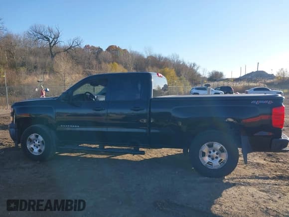 ✅ 2014 Chevrolet Silverado 1500 Work Truck • VIN: 1GCVKPEH7EZ164694 • Lot: 43699161. Listed on IAAI with 137,302 mi. Free auction sales archive from the USA and detailed vehicle history report at DreamBid. Image 14.