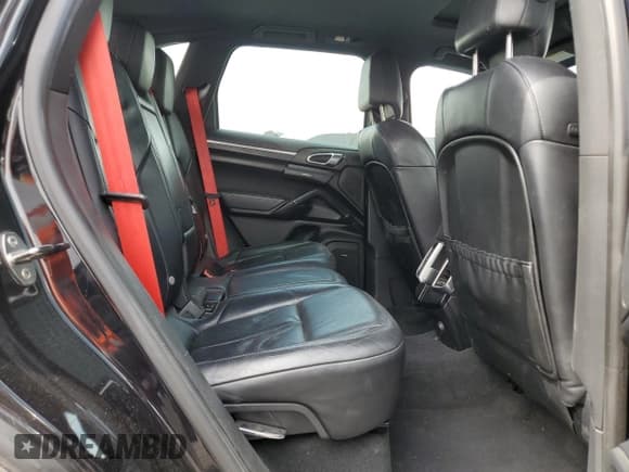 ✅ 2014 Porsche Cayenne • VIN: WP1AA2A26ELA01655 • Lot: 68895295. Listed on Copart with 179,745 mi. Free auction sales archive from the USA and detailed vehicle history report at DreamBid. Image 10.