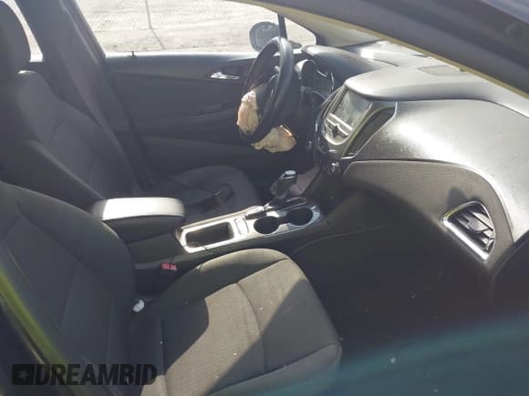 ✅ 2017 Chevrolet Cruze LT • VIN: 1G1BE5SM0H7217888 • Лот: 42331696. Опубликован ранее на IAAI с пробегом 137 770 миль. Бесплатный доступ к архиву аукционных продаж из США и подробный отчёт об истории автомобиля на DreamBid. Изображение 5.