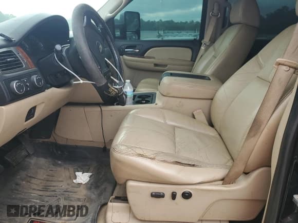 ✅ 2007 Chevrolet Silverado 2500HD LTZ • VIN: 1GCHK23627F532334 • Лот: 57110165. Опубликован ранее на Copart с пробегом 188 392 миль. Бесплатный доступ к архиву аукционных продаж из США и подробный отчёт об истории автомобиля на DreamBid. Изображение 7.