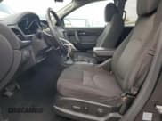 ✅ 2016 Chevrolet Traverse LT • VIN: 1GNKVGKD0GJ297771 • Lot: 90587815. Wystawiony na Copart z przebiegiem 77 712 mil. Bezpłatny archiwum sprzedaży aukcyjnych z USA i szczegółowy raport historii pojazdu na DreamBid. Zdjęcie 7.