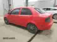 2004 Chevrolet Aveo LS z VIN KL1TJ52614B258568, wystawiony jako Copart lot #84412874 z przebiegiem 150 051 mil mil oraz Czysty tytuł • Clean title. Historia ofert i sprzedaży dostępna na DreamBid. Obrazek 2.
