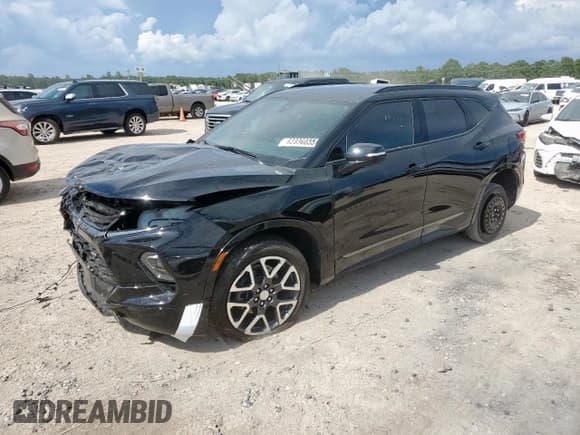 ✅ 2024 Chevrolet Blazer RS • VIN: 3GNKBERS5RS181954 • Lot: 62336035. Wystawiony na Copart z przebiegiem 10 701 mil. Bezpłatny archiwum sprzedaży aukcyjnych z USA i szczegółowy raport historii pojazdu na DreamBid. Zdjęcie 1.