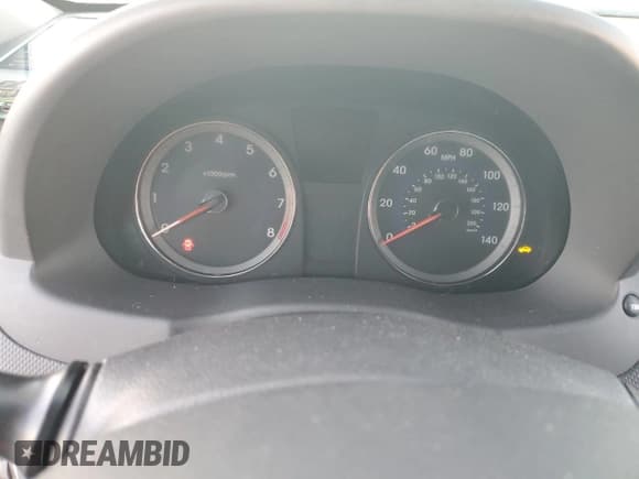 ✅ 2016 Hyundai Accent SE • VIN: KMHCT4AE8GU050116 • Лот: 81826084. Опубликован ранее на Copart с пробегом Не указан. Бесплатный доступ к архиву аукционных продаж из США и подробный отчёт об истории автомобиля на DreamBid. Изображение 9.