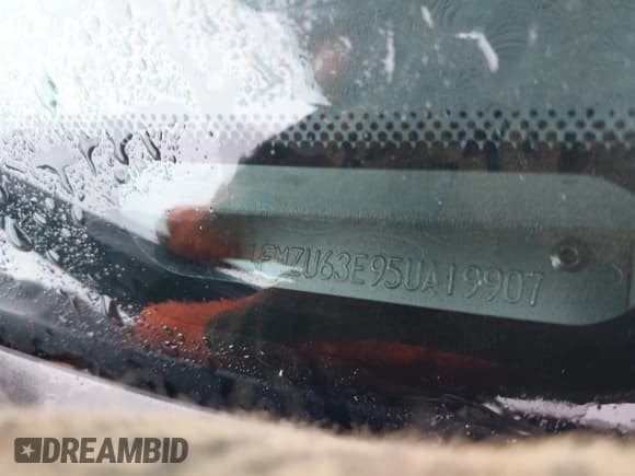 ✅ 2005 Ford Explorer XLT • VIN: 1FMZU63E95UA19907 • Lot: 42456885. Wystawiony na IAAI z przebiegiem 138 853 mil. Bezpłatny archiwum sprzedaży aukcyjnych z USA i szczegółowy raport historii pojazdu na DreamBid. Zdjęcie 13.