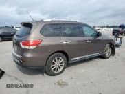 ✅ 2015 Nissan Pathfinder Platinum • VIN: 5N1AR2MN5FC717122 • Lot: 71411965. Wystawiony na Copart z przebiegiem 215 470 mil. Bezpłatny archiwum sprzedaży aukcyjnych z USA i szczegółowy raport historii pojazdu na DreamBid. Zdjęcie 3.