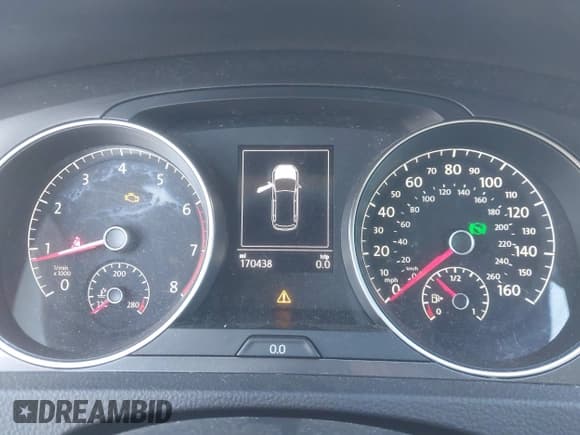 ✅ 2017 Volkswagen Golf S • VIN: 3VWH17AU7HM504898 • Lot: 43429630. Listed on IAAI with 170,438 mi. Free auction sales archive from the USA and detailed vehicle history report at DreamBid. Image 7.