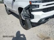 ✅ 2019 Chevrolet Silverado 1500 RST • VIN: 3GCUYEED6KG155945 • Lot: 43473839. Wystawiony na IAAI z przebiegiem 83 602 mil. Bezpłatny archiwum sprzedaży aukcyjnych z USA i szczegółowy raport historii pojazdu na DreamBid. Zdjęcie 6.